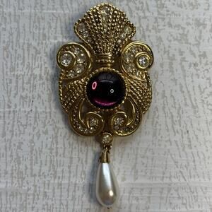 Vintage Jeff Lieb Gold Tone Brooch Faux Pearl Rhinestone Purple